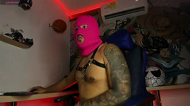 Chat +18 de Scoott_Massked ao vivo