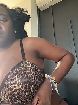 juicesowet Live XXX Chat