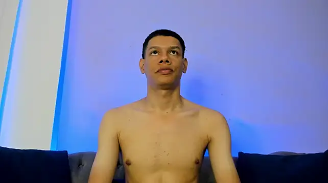 milo_cruz_ webkamerás műsora