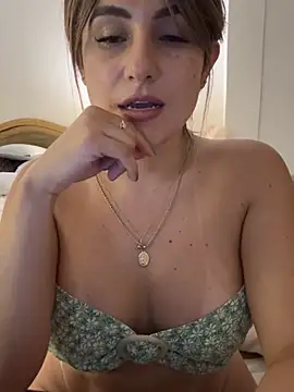 CarolinaLujan17 Webcam Show