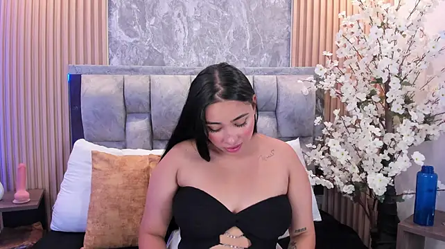 Sulay_Kim live XXX chat