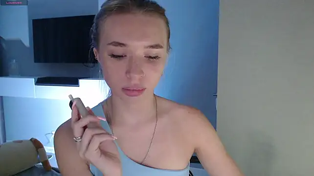 Emily_Hartt Live XXX Chat