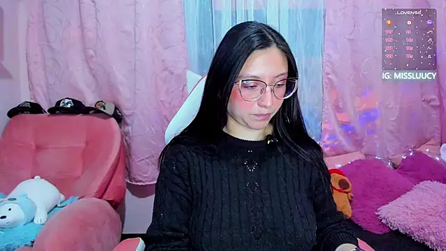 Chat XXX en directo de lucy_neil