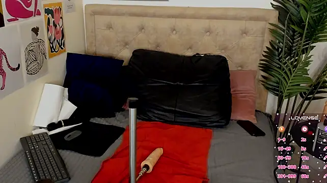 ZenaPallmer's Live XXX Chat