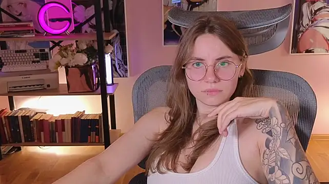 _AnnaStark_ XXX чат на живо