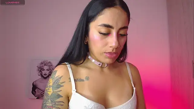 Millie_bobby's Live XXX Chat