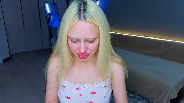 Chat XXX en directo de Luna_Beverly
