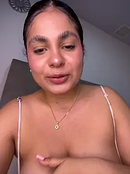 Yassy_11 Live XXX-Chat