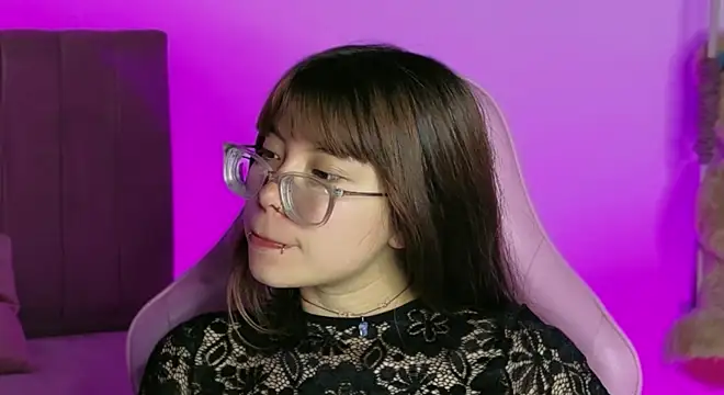 Czat XXX na żywo – uchiiky_doll