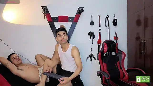 EliteBoysLive live XXX chat