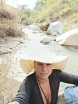 esmeralda_li Obrolan Langsung XXX