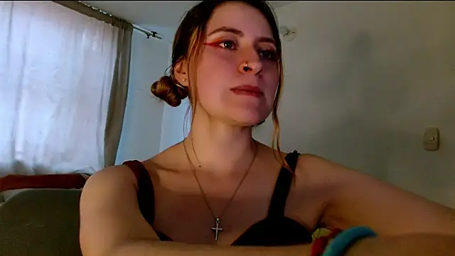 Juls_winter_ Chat XXX in diretta