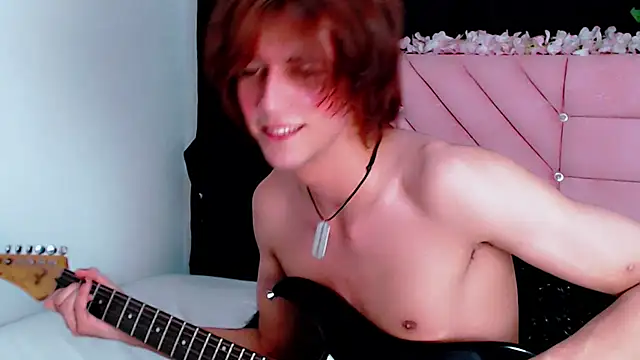 oli_dusk Adlı Modelin Canlı XXX Sohbeti
