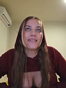 Chat +18 de MiaRides19 ao vivo