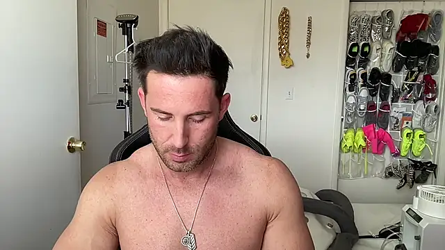 הופעת וובקאם של brettmycles28