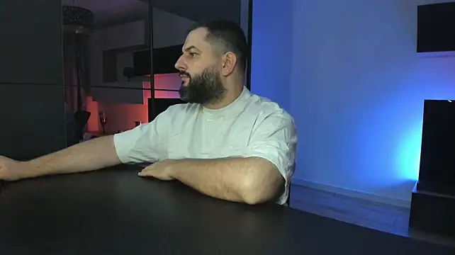 DravenPeak live XXX chat