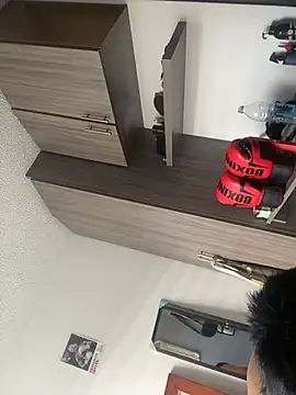 Taylor_DiamondBoy: вебкам-шоу