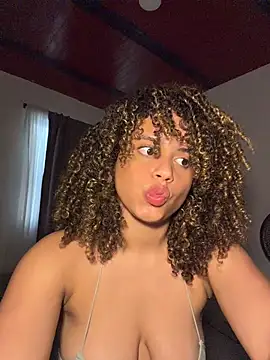 KittyTwerk_2 Live XXX-chat