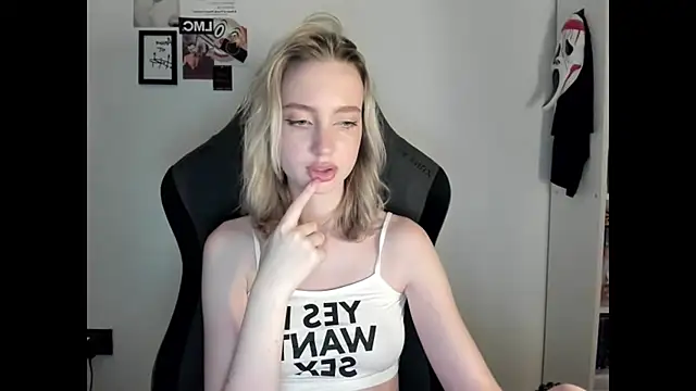 Blair_Marfl Chat XXX live