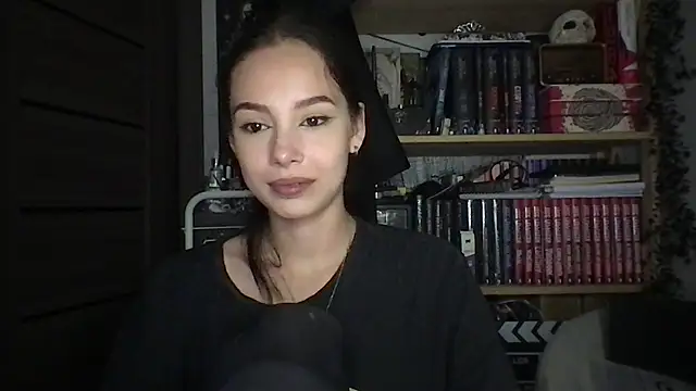 Yuna5343 XXX чат на живо