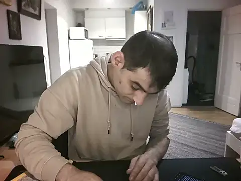 Онлайн чат XXX mihaimichael