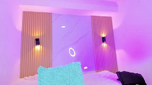 Miss_EmilyStar élő XXX-chatje