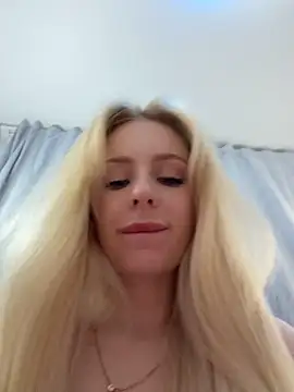 צ'אט XXX בשידור חי של CaseyCumFace