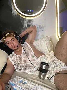 Chat XXX Live AngelLatinBoy
