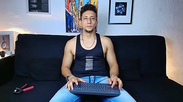 SR_EMILIOCUM webkamerás műsora