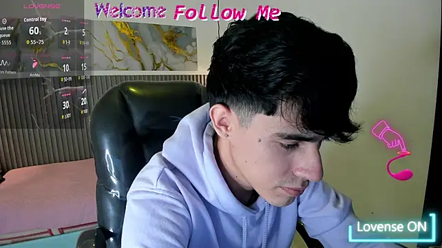 Dyla_n18's Live XXX Chat
