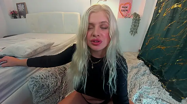 innocent_eva1 Live XXX Chat