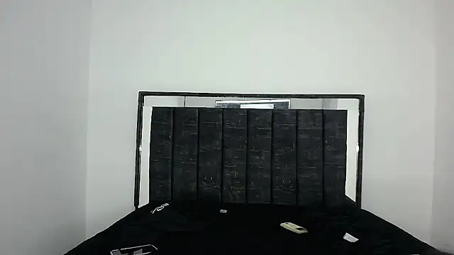 Crystal_and_criss Live XXX Chat