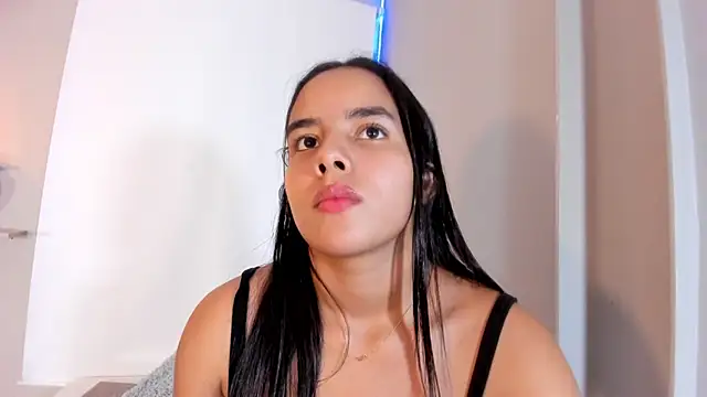 Roxy_Stonee Live XXX Chat