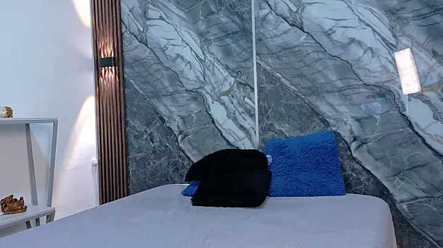Mia_Collins7 Adlı Modelin Canlı XXX Sohbeti