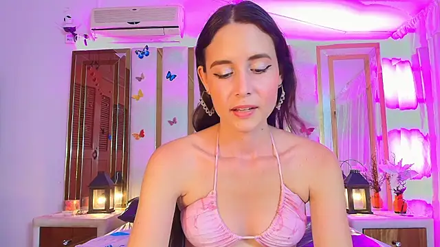 AmeliaRousse's Live XXX Chat