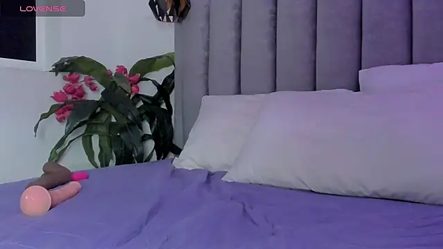 Bella18__ Live XXX Chat