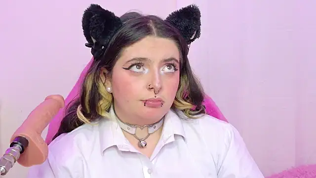 Chat +18 de Sachi_Meow ao vivo
