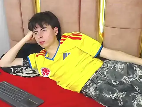 XXX chat uživo modela MICHAEL_HONEY