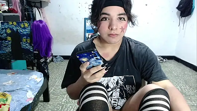 Tiff_-Styles Webcam show