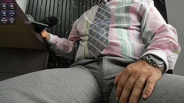 Max_QuintanaDaddy 라이브 XXX 채팅