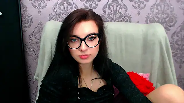 DominantLuna live XXX chat