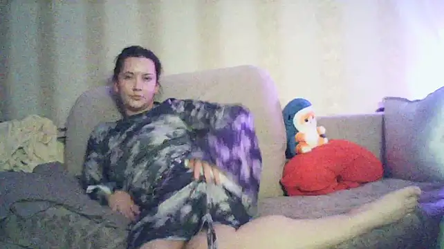 MoodieMira Live XXX Chat