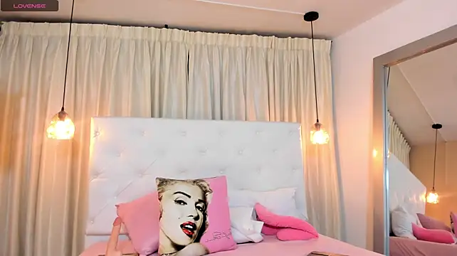 Chat XXX en directo de Samantha_Lenox