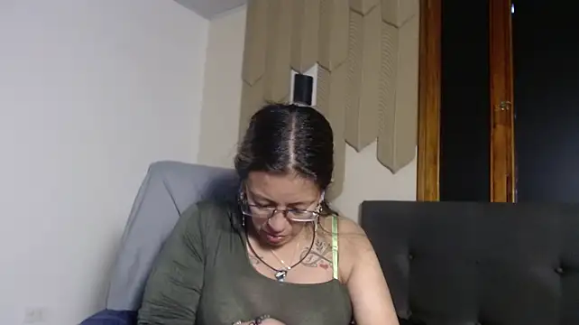 sami29_ Chat XXX in diretta