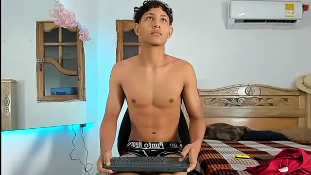 הופעת וובקאם של nedye_rouss