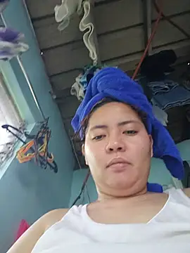 dirtymumnasty45 网络视讯表演