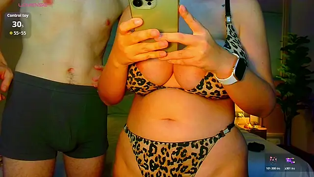 hello_imkittyy 现场XXX聊天