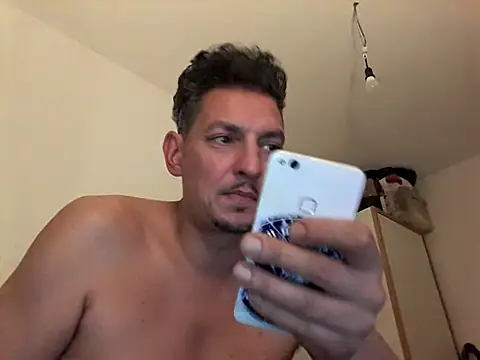 ARTANIS20 – Naživo XXX chat