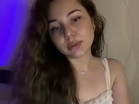 Nayvera 现场XXX聊天