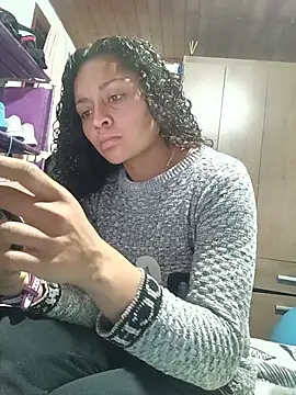 Estrella2001's Live XXX Chat